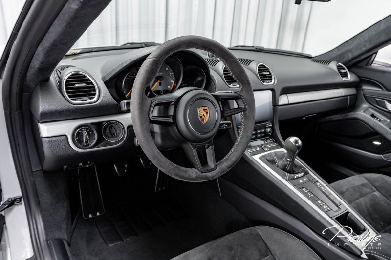 Used 2020 Porsche 718 Cayman GT4 image 29