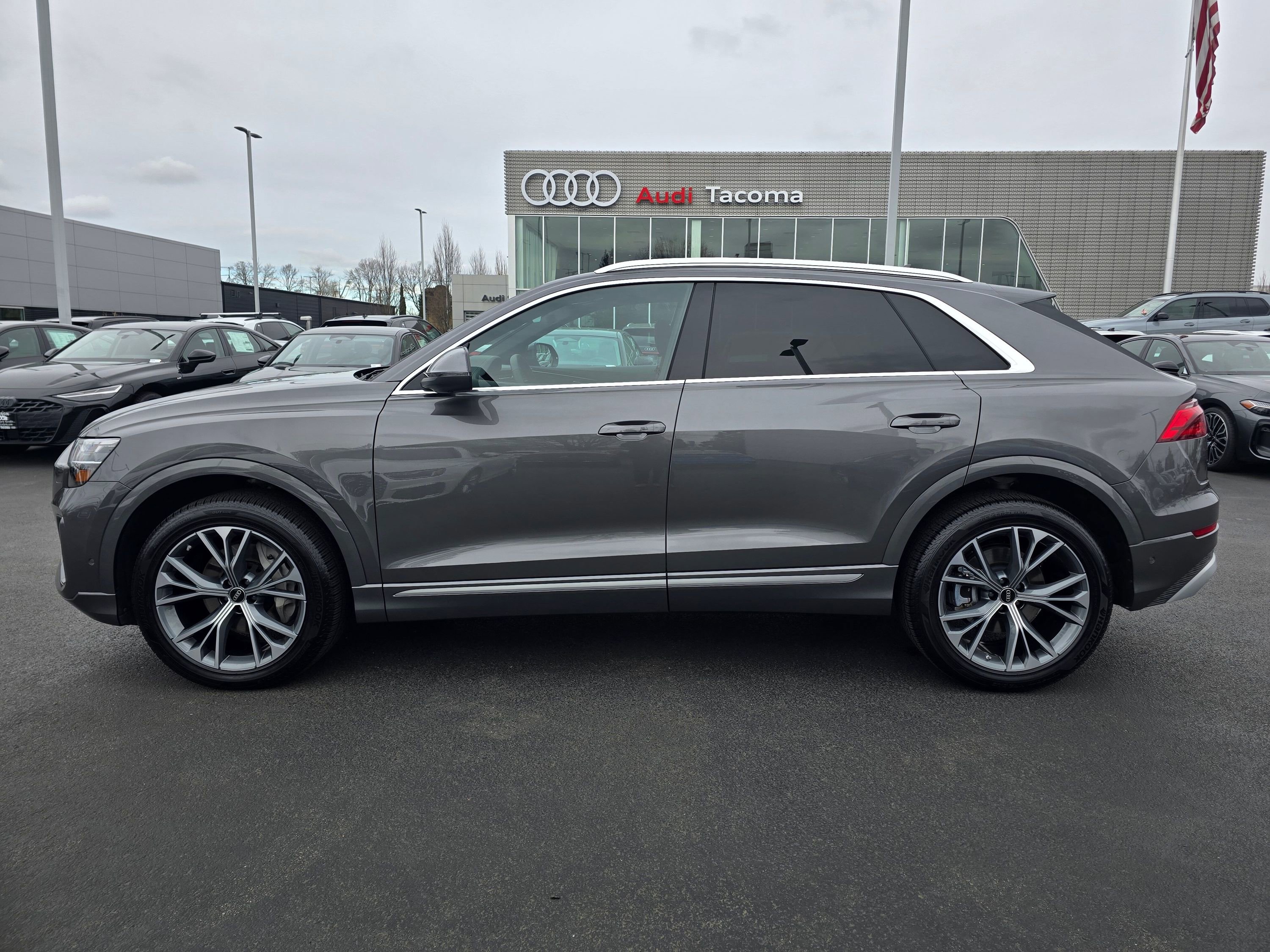 Certified 2025 Audi Q8 Premium Plus w/ Premium Plus Package image 3