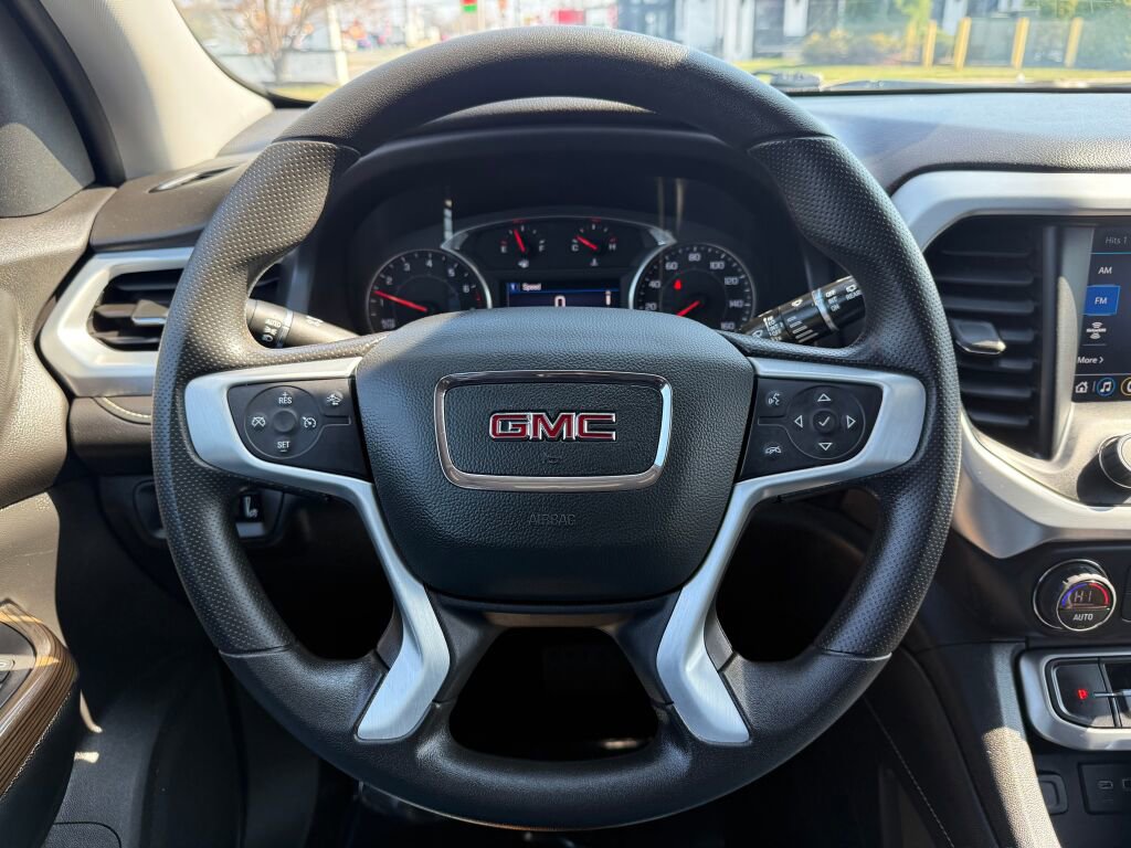 Used 2021 GMC Acadia SLE AWD/4WD image 12