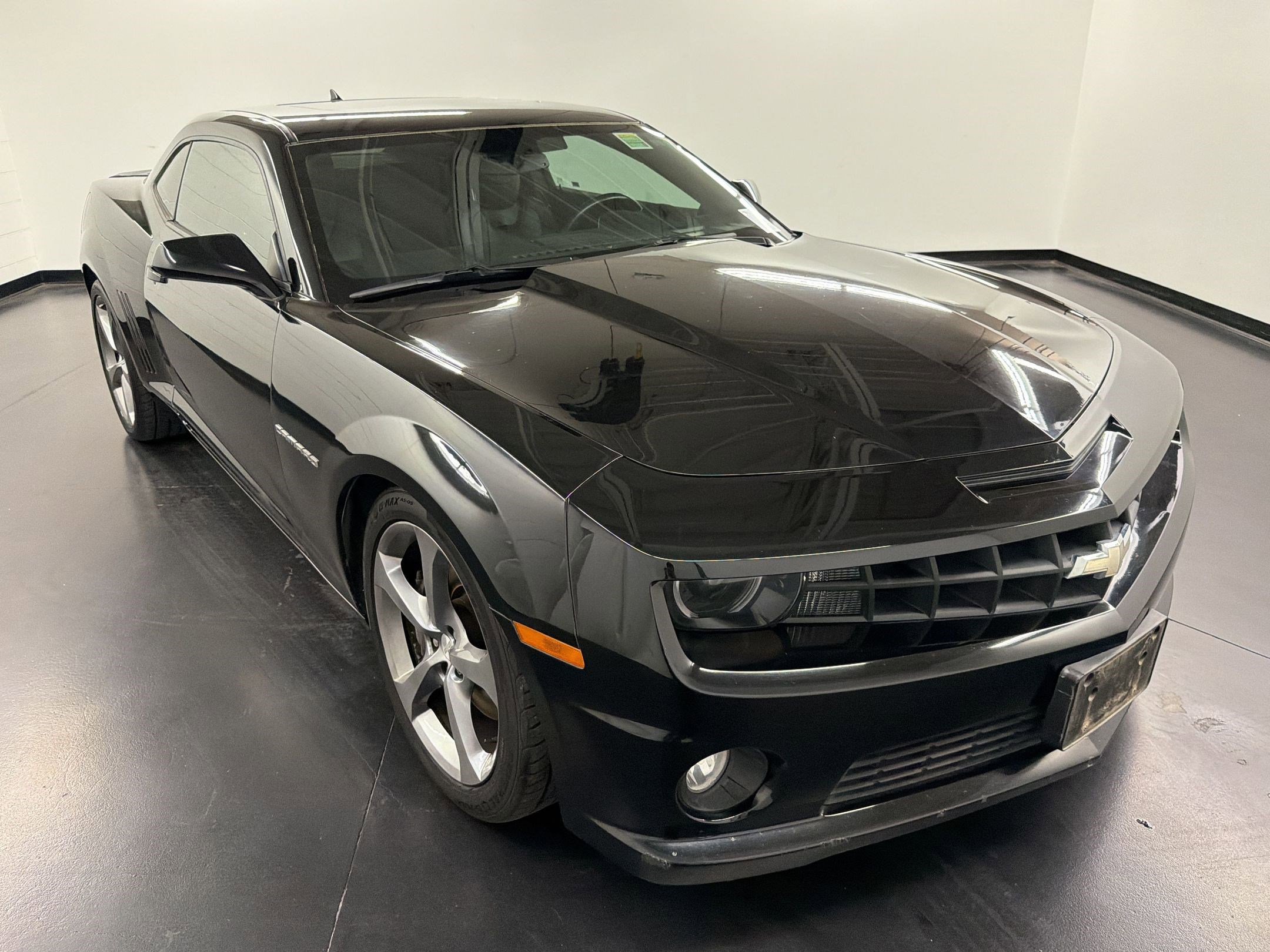 Used 2013 Chevrolet Camaro SS w/ RS Package RWD image 7