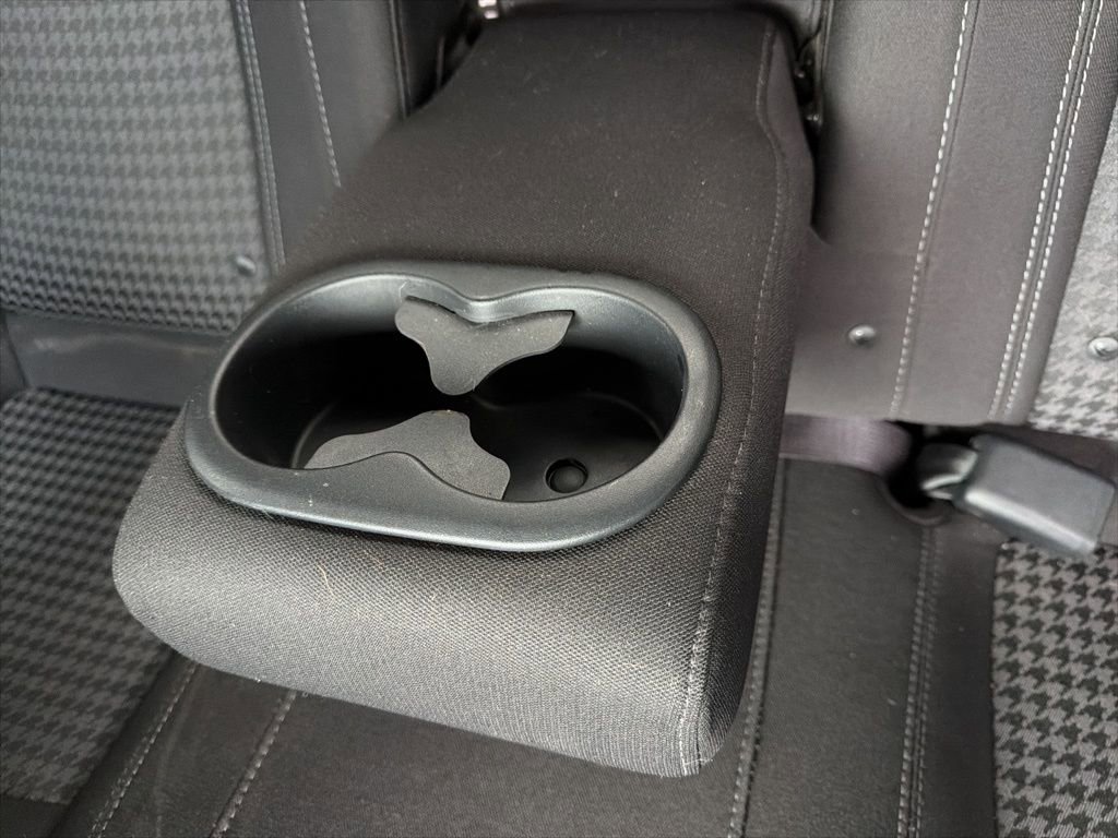 Used 2019 Dodge Challenger SXT image 23