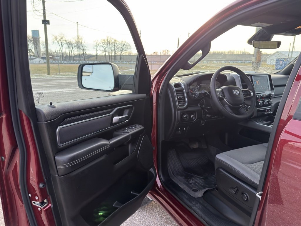 Used 2025 RAM 1500 Big Horn image 33