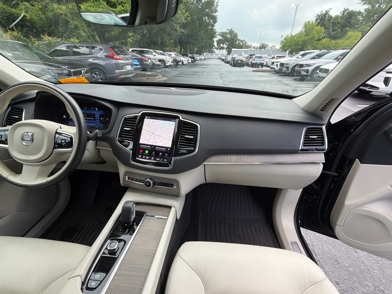 Used 2023 Volvo XC90 B5 Plus w/ Protection Package Premier AWD/4WD image 19