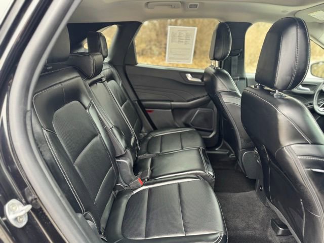 Used 2024 Ford Escape Platinum image 17