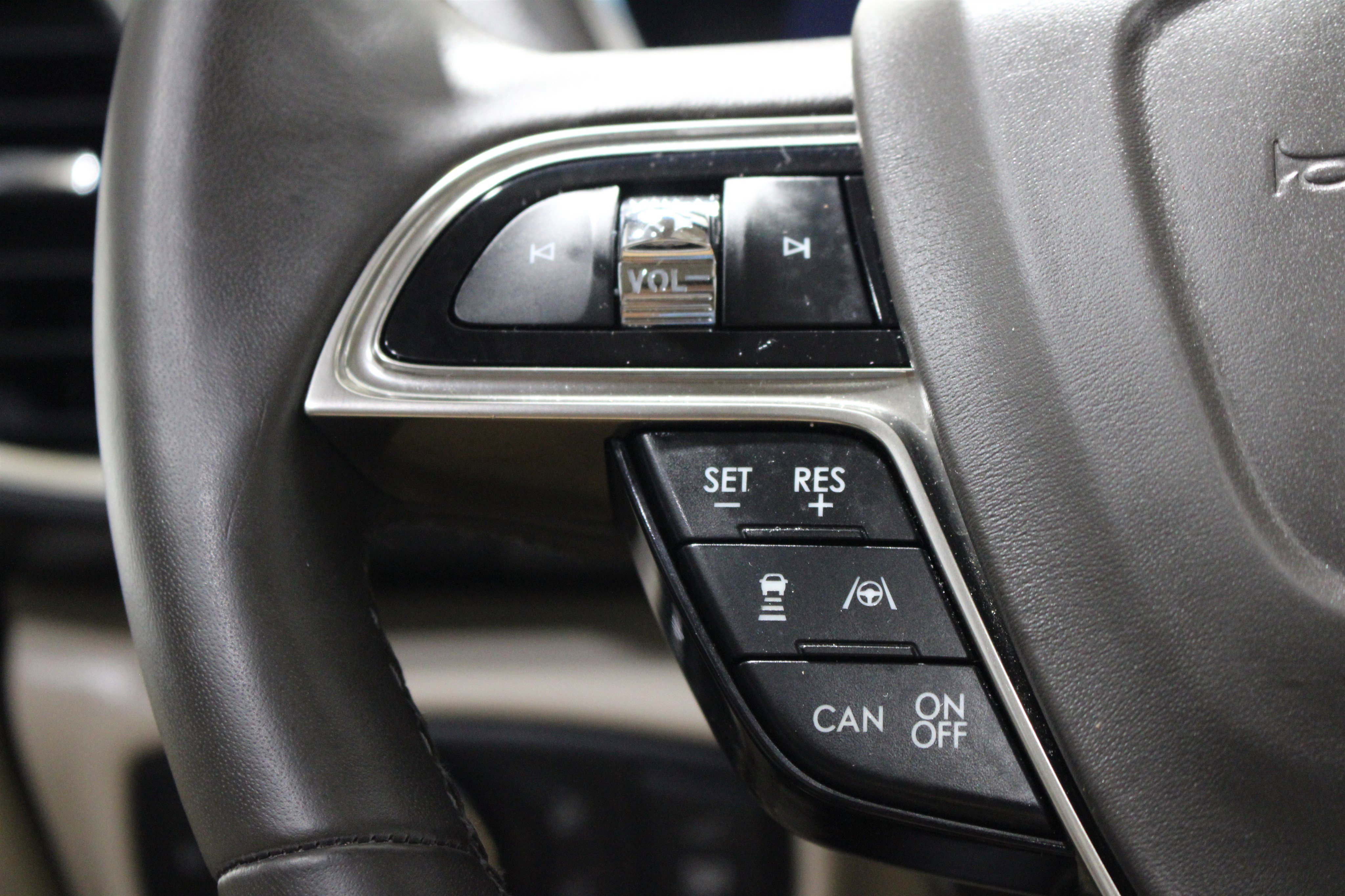 Used 2019 Lincoln Nautilus Reserve w/ Ultimate Package AWD/4WD image 12