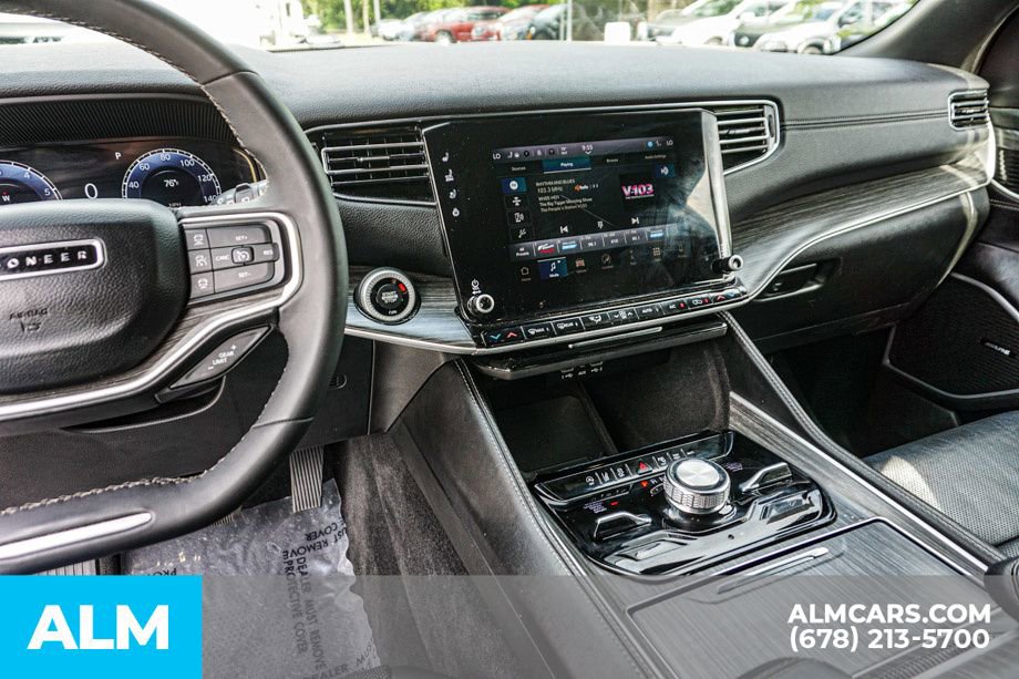 Used 2023 Jeep Wagoneer Series III w/ Preferred Equipment Group image 35