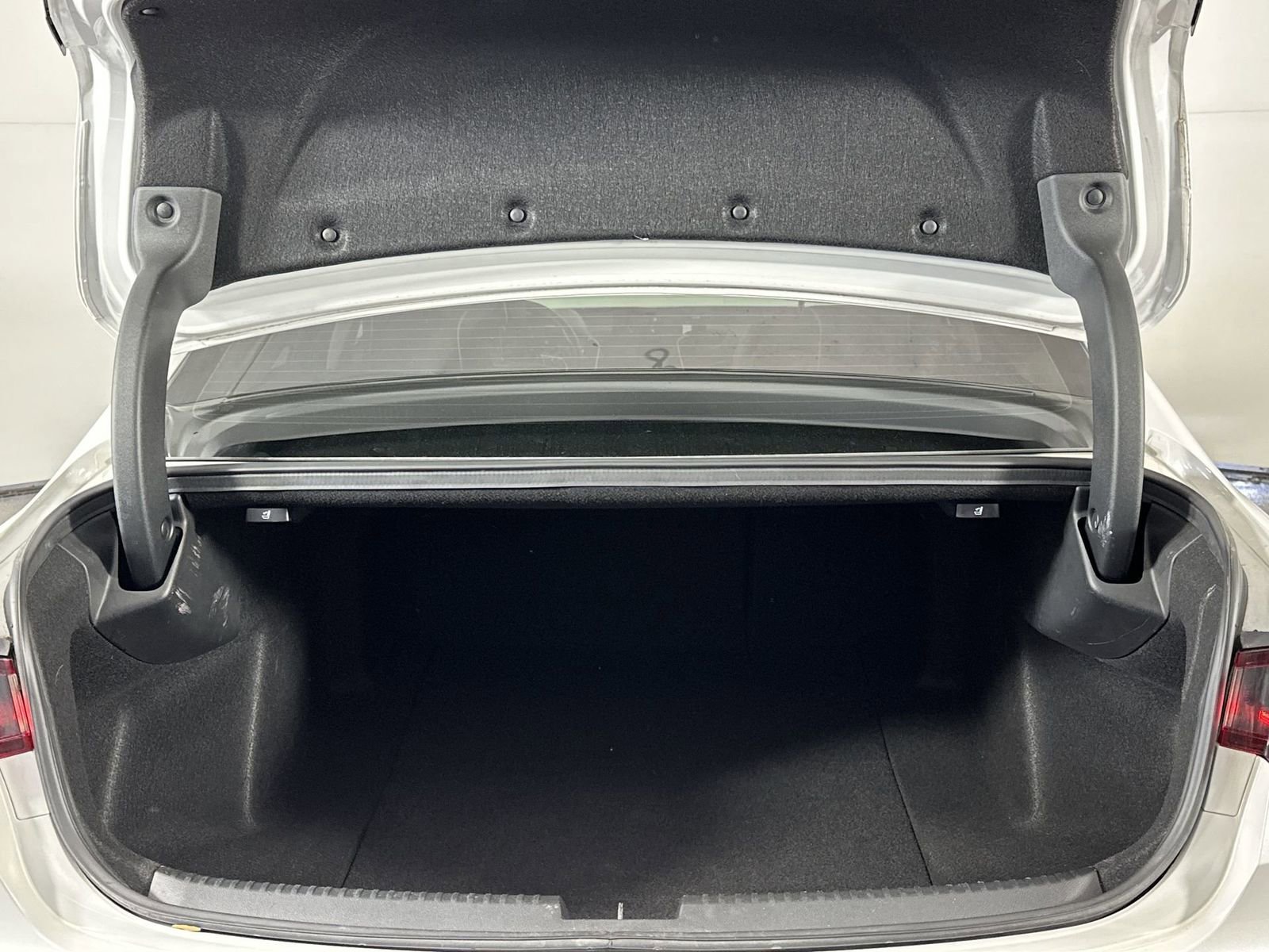 Used 2021 Acura TLX w/ Advance Package image 25