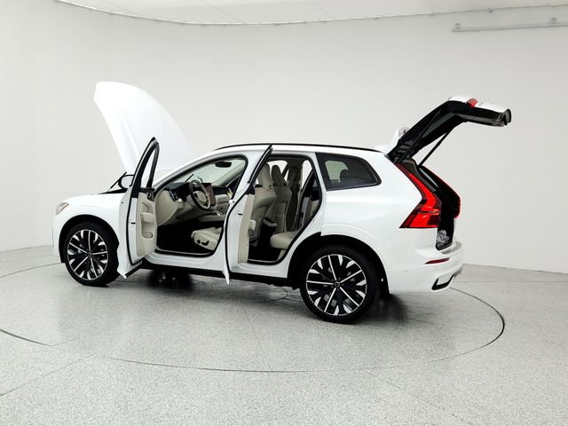 New 2026 Volvo XC60 B5 Ultra w/ Protection Package Premier image 12