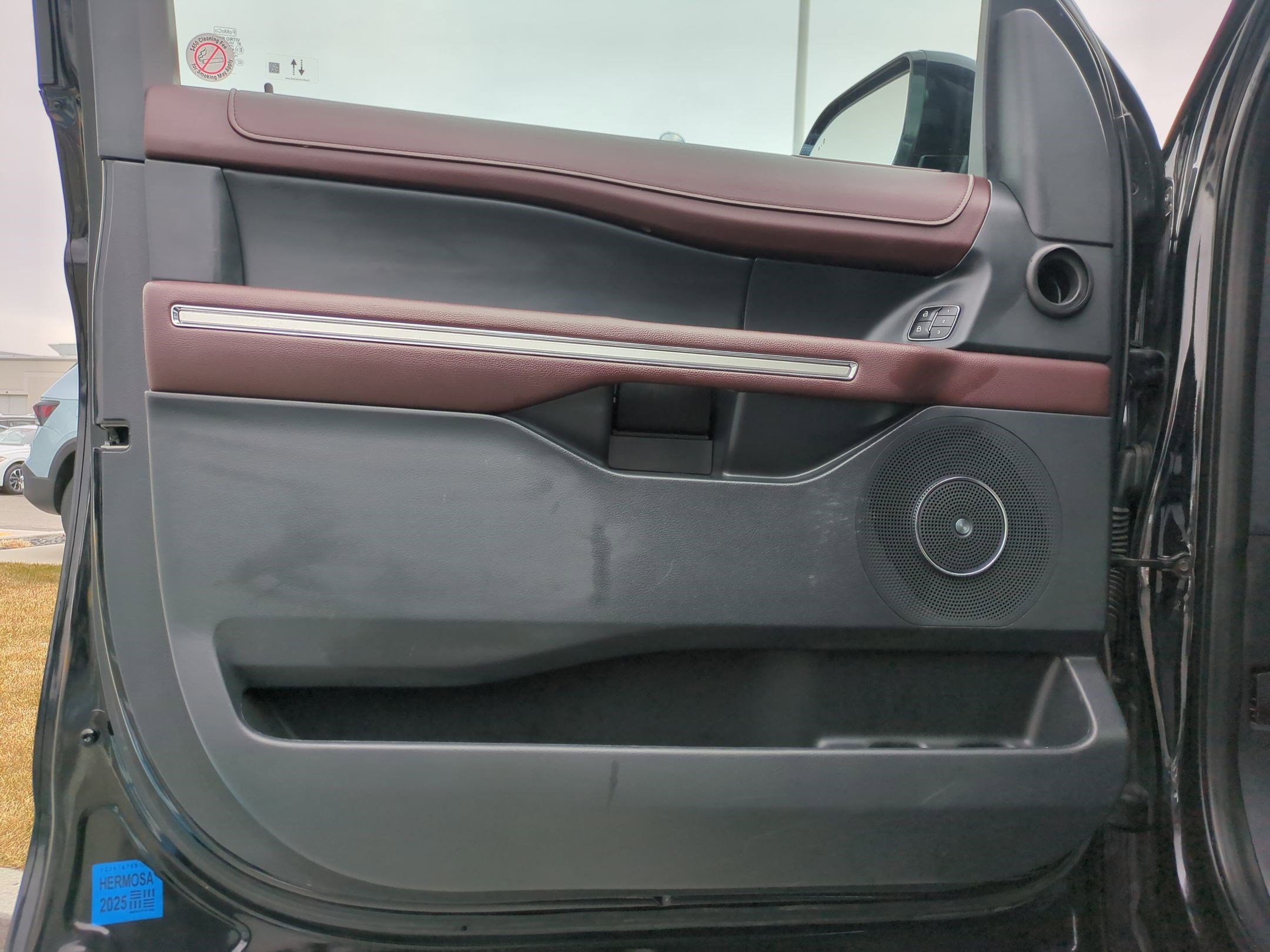 Used 2024 Ford Expedition Max Limited image 16