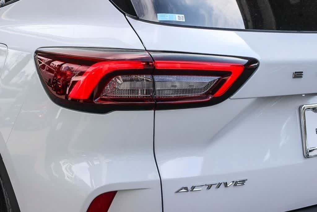 New 2024 Ford Escape Active w/ Tech Pack #2 FWD image 7