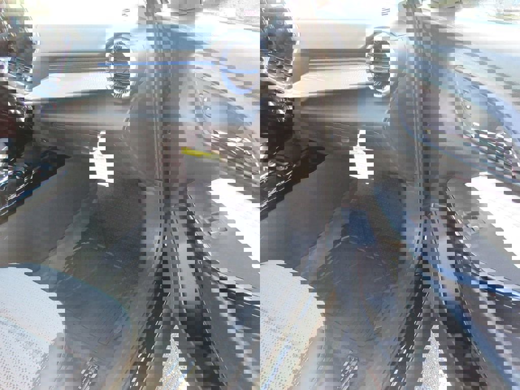 New 2026 Chevrolet Trax LT FWD image 18