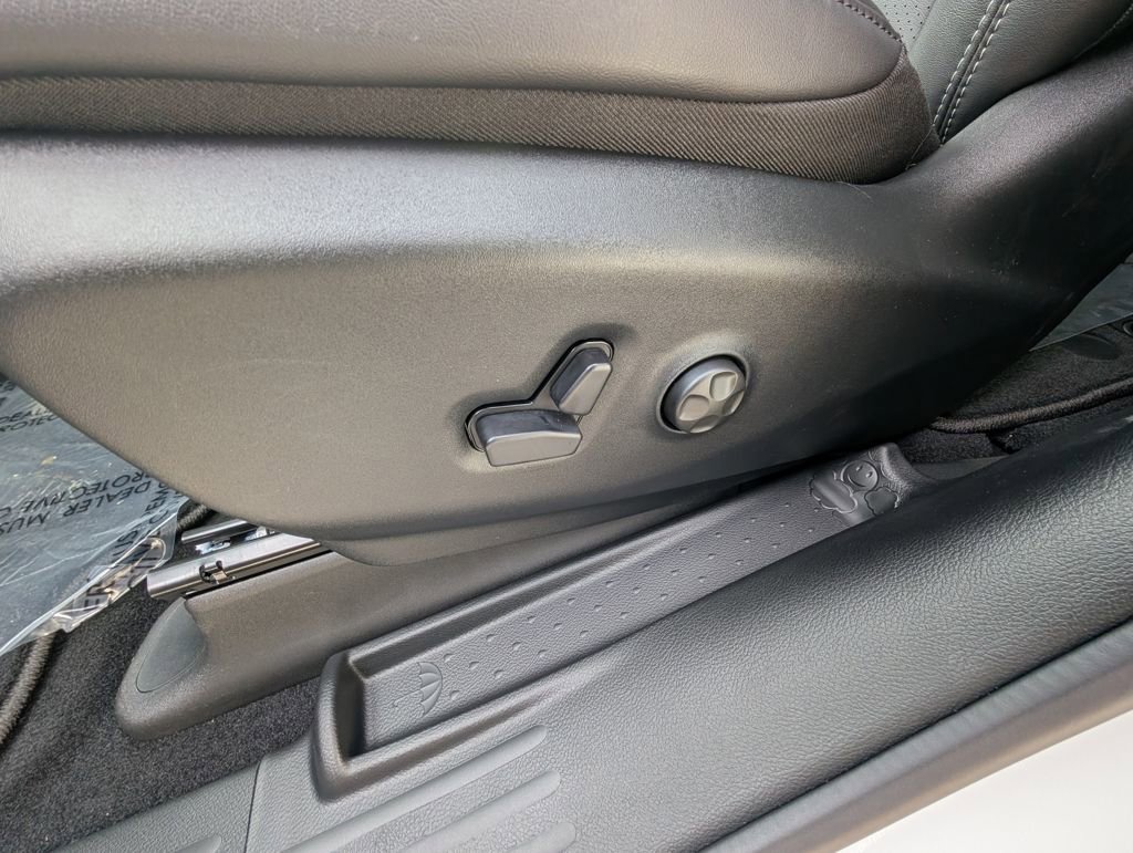 New 2026 Chrysler Pacifica Select image 37