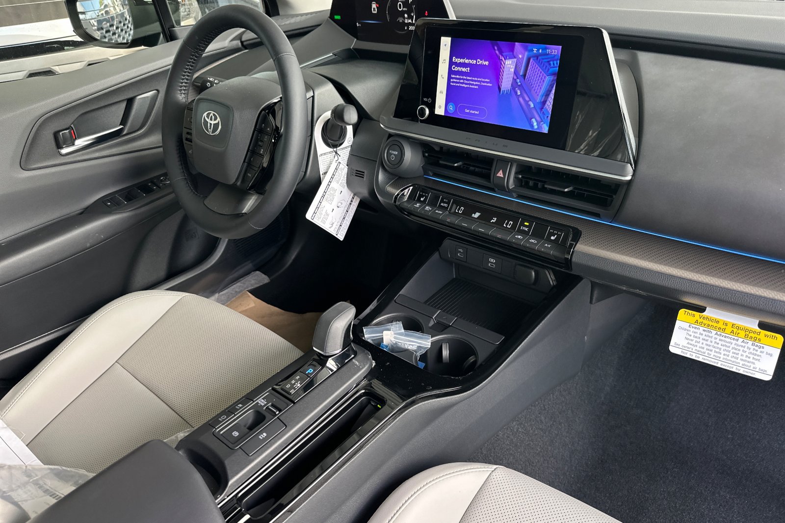 New 2027 Toyota Prius XLE FWD image 13