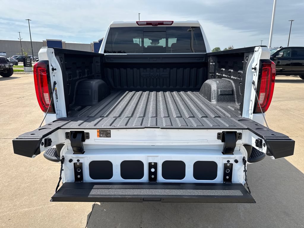 New 2026 GMC Sierra 1500 AT4 w/ AT4 Premium Package AWD/4WD image 12