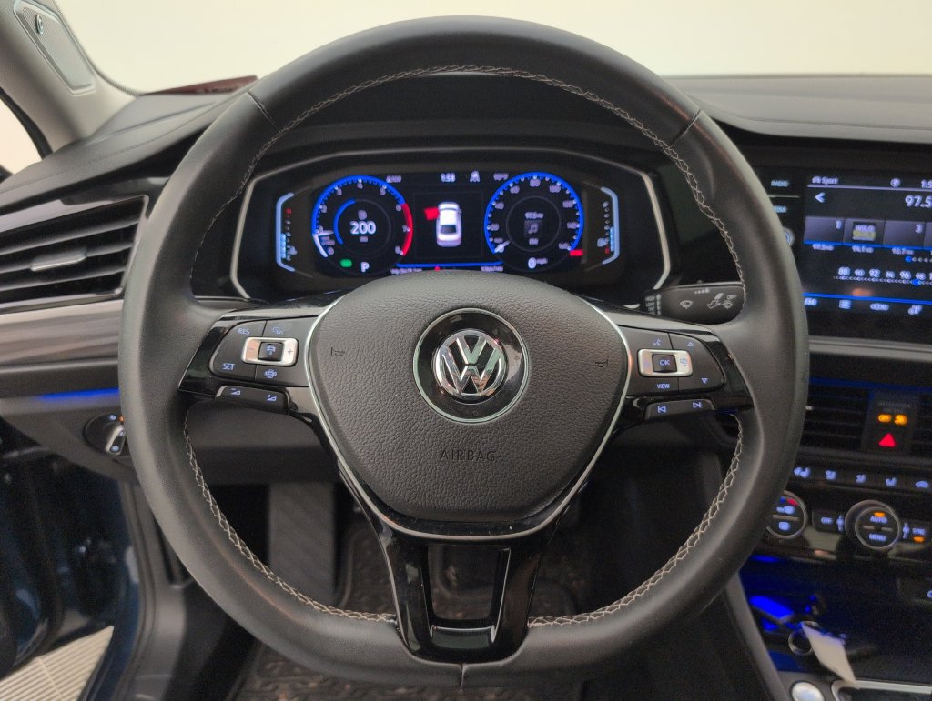 Used 2021 Volkswagen Jetta SEL FWD image 34