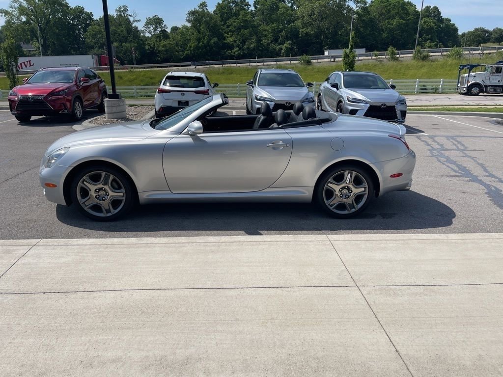 Used 2007 Lexus SC 430 Convertible RWD image 5