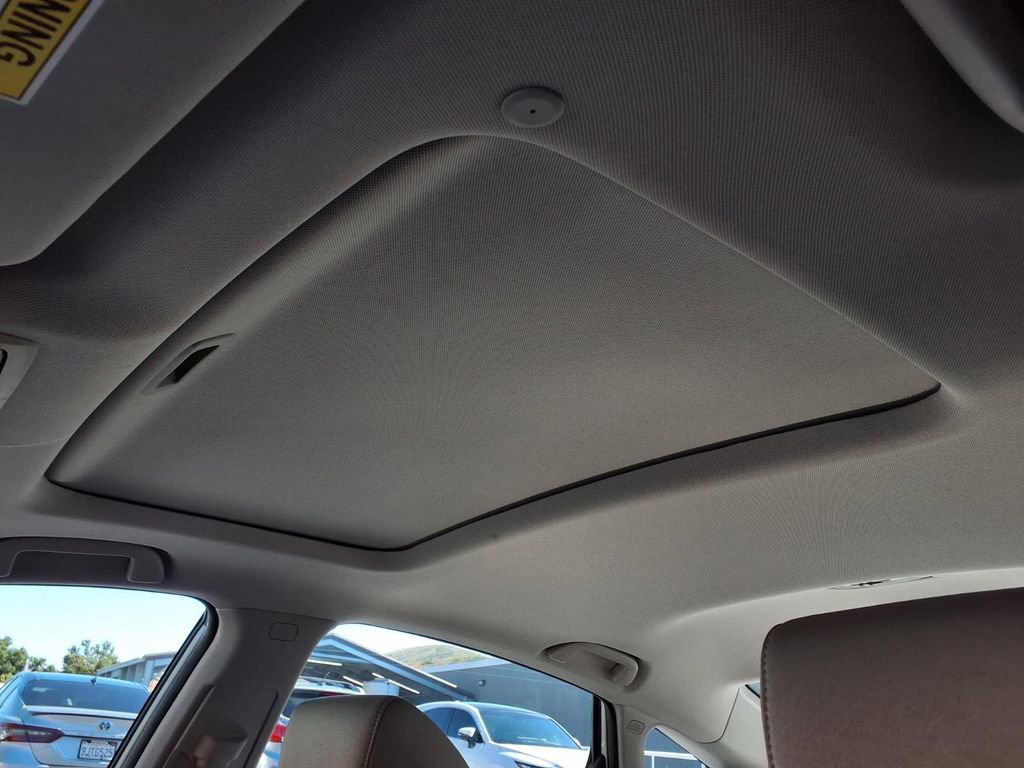 Used 2020 Honda Accord EX image 17