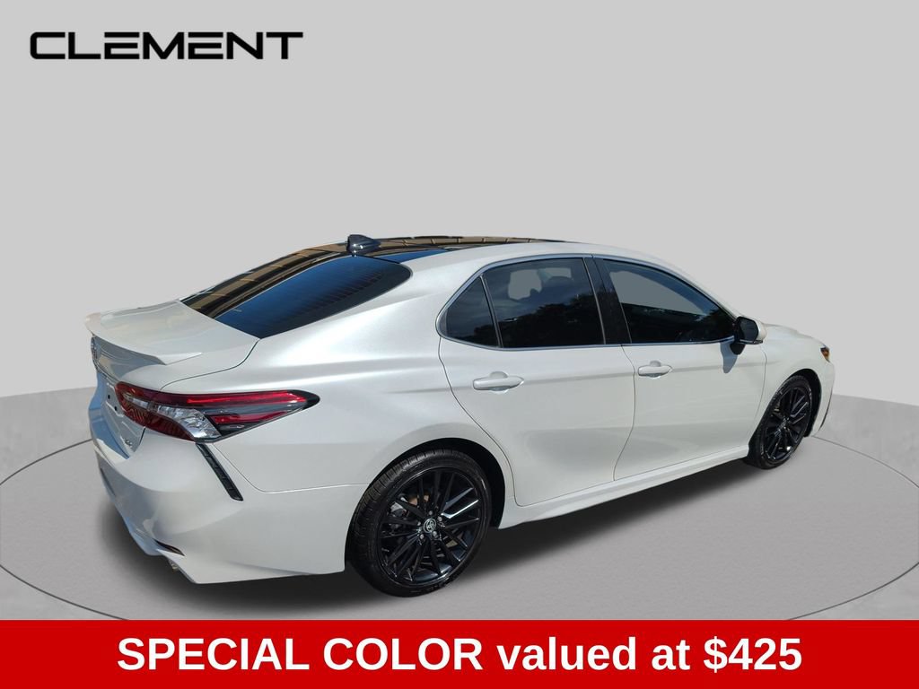 Used 2022 Toyota Camry XSE w/ Navigation Package FWD image 5