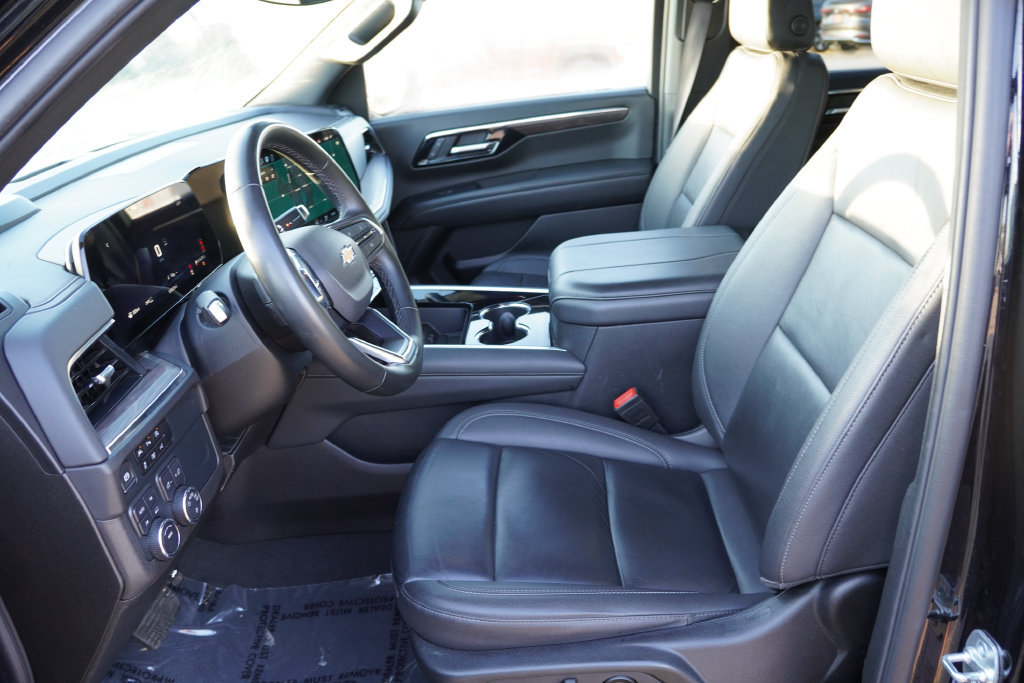 Certified 2025 Chevrolet Tahoe LT AWD/4WD image 16
