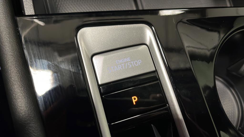 Used 2024 Volkswagen Atlas Peak Edition SEL AWD/4WD image 23