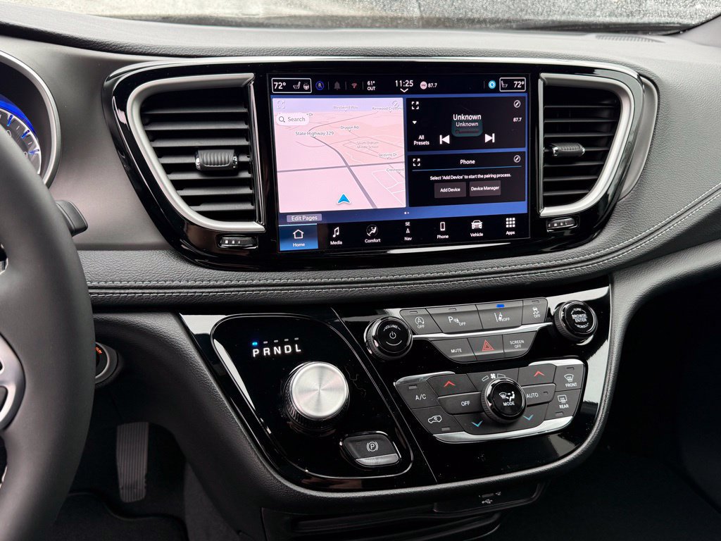 New 2027 Chrysler Pacifica Select w/ Family Tech Group FWD image 18