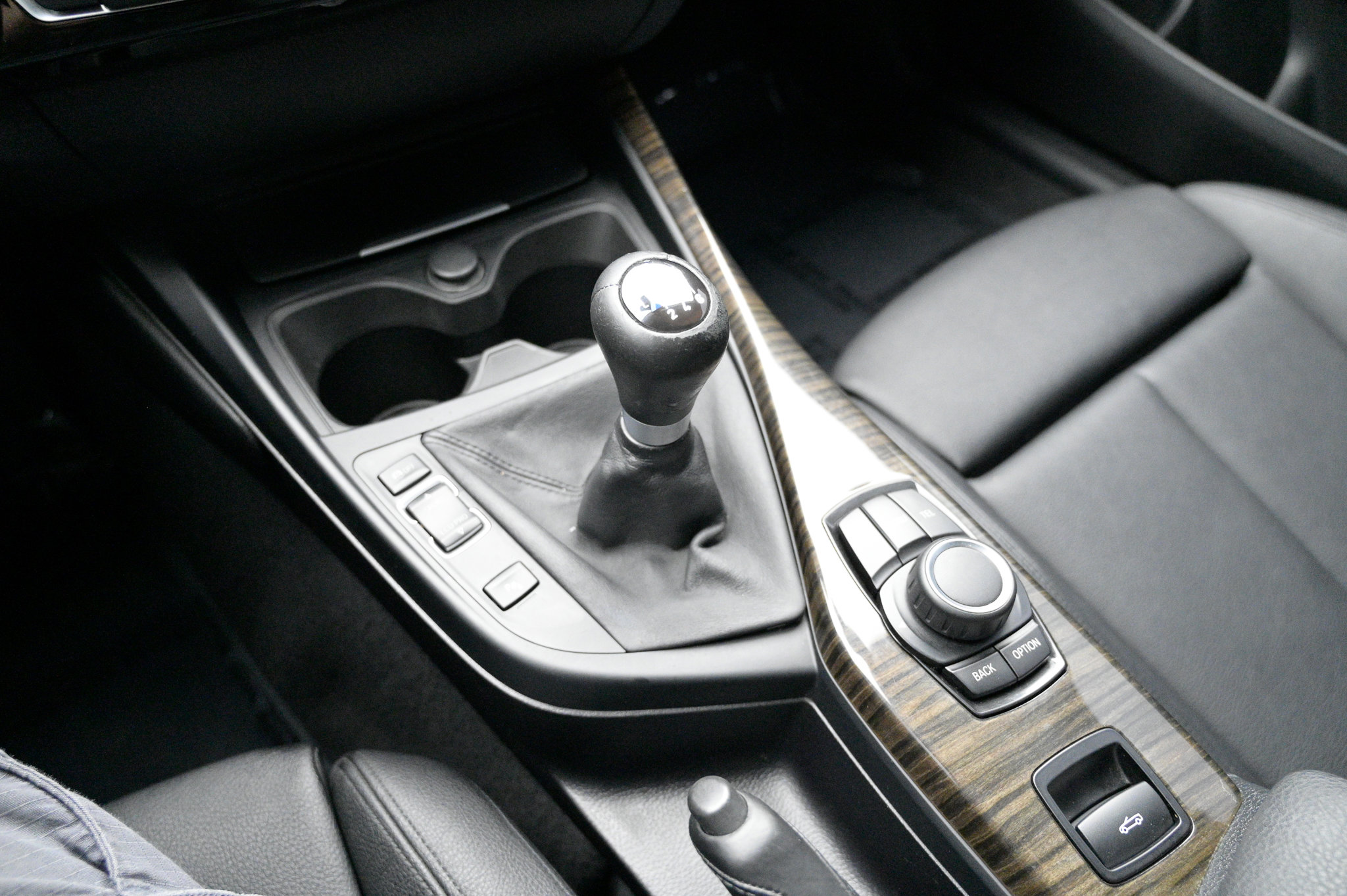 Used 2016 BMW M235i Convertible image 30