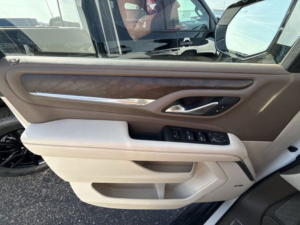 Certified 2022 GMC Yukon Denali AWD/4WD image 29