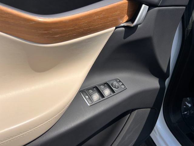 Used 2019 Tesla Model X 75D AWD/4WD image 11