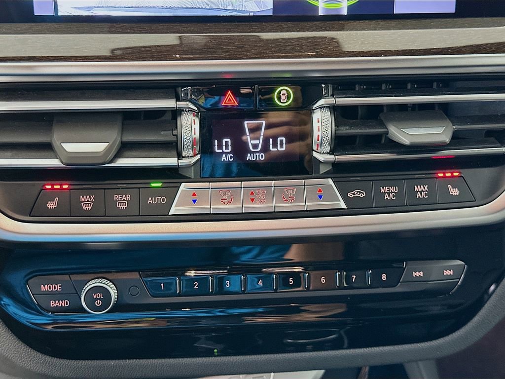 Used 2022 BMW X3 xDrive30i w/ Convenience Package w/ZPA image 16