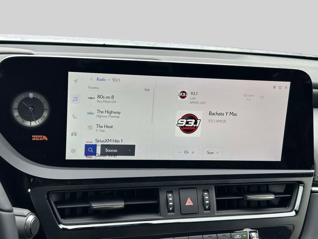 New 2025 Lexus ES 350 w/ Premium Package image 32