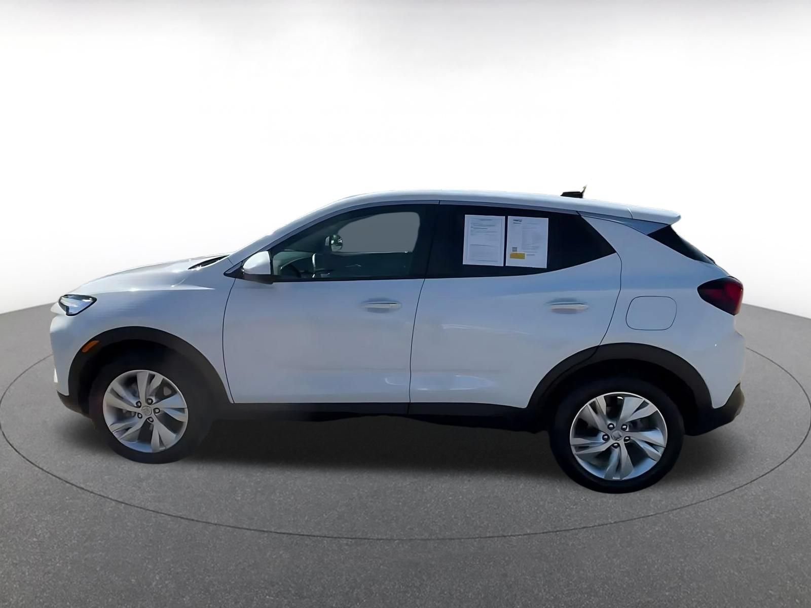 Used 2026 Buick Encore GX Preferred FWD image 8