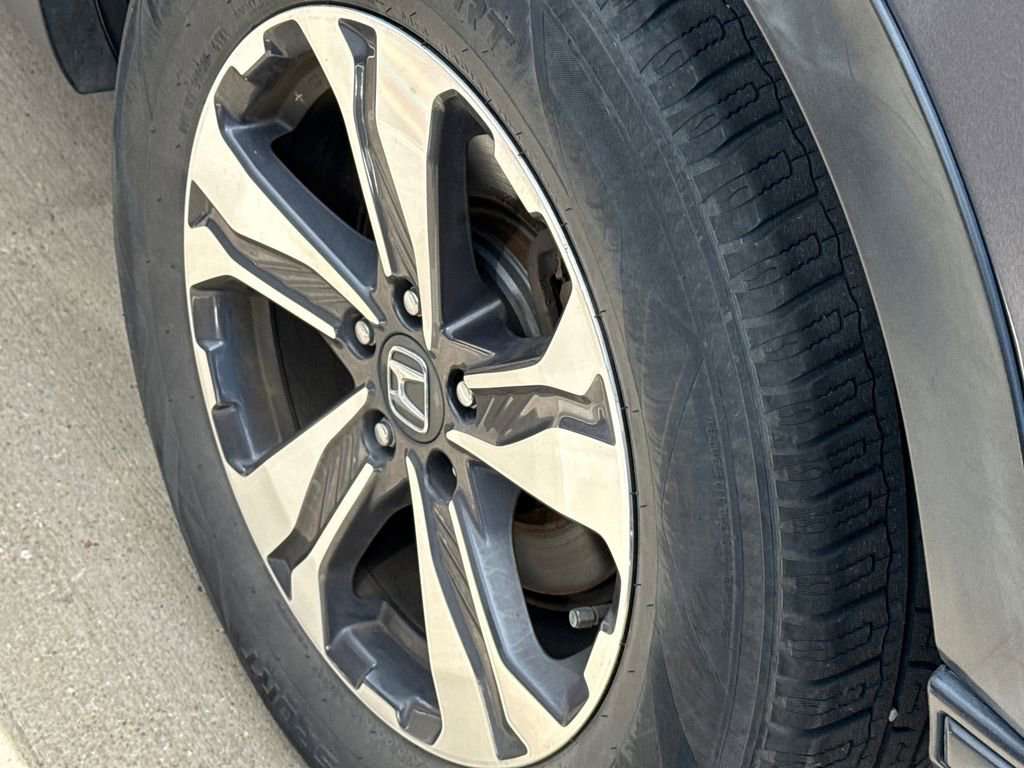 Used 2017 Honda CR-V LX image 9