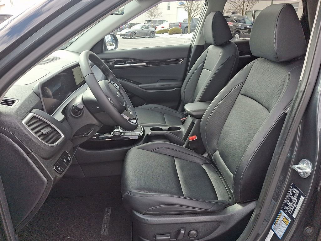 Used 2024 Kia Seltos EX image 16