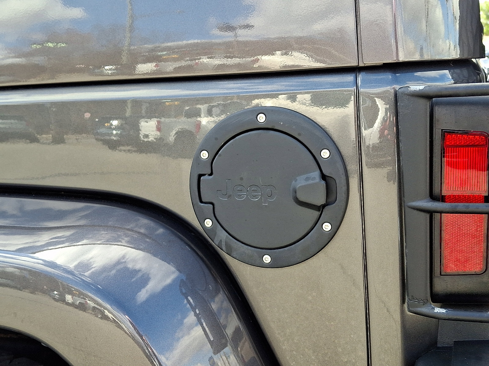 Used 2018 Jeep Wrangler Altitude image 29