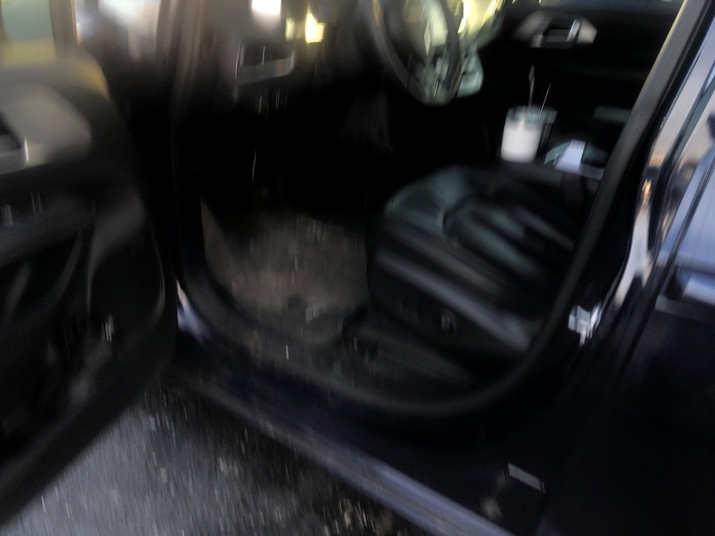 Used 2018 Chrysler Pacifica Touring-L Plus w/ Advanced Safetytec Group image 4