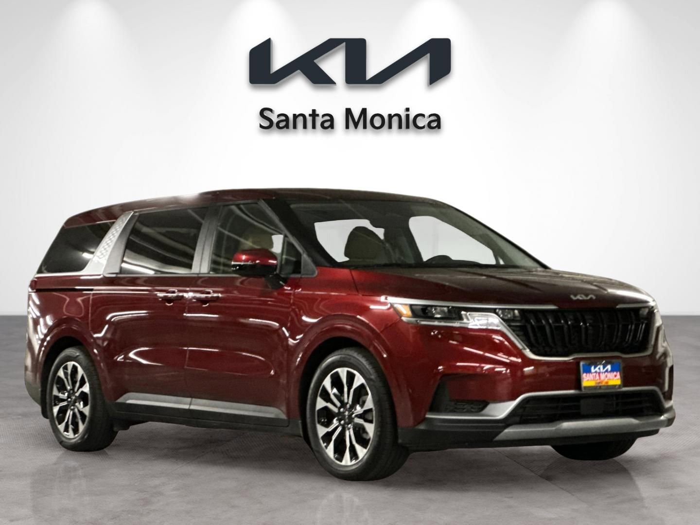 Certified 2024 Kia Carnival EX image 9