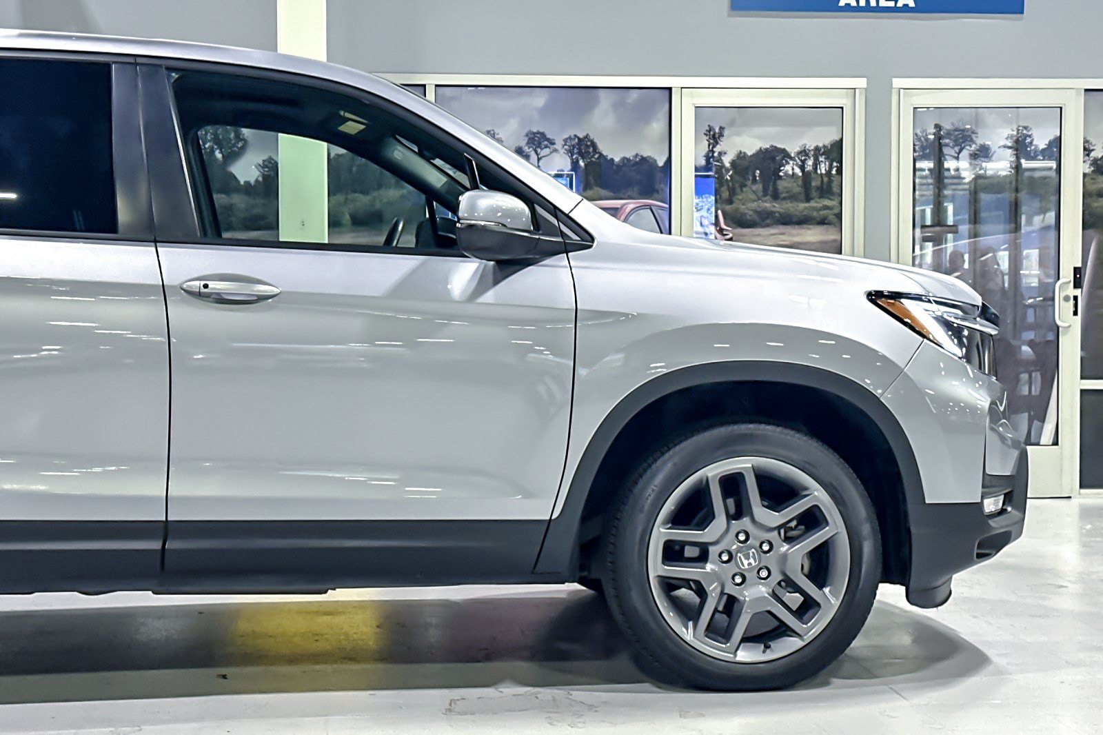 Used 2023 Honda Passport EX-L image 35
