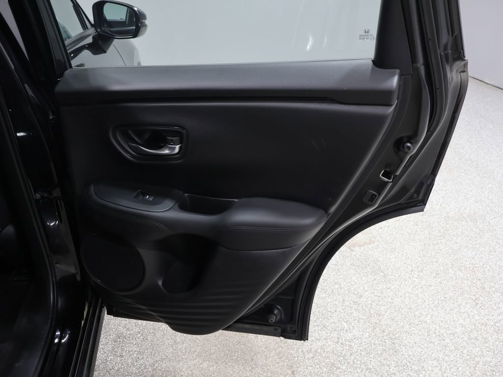 Used 2023 Honda HR-V LX image 21