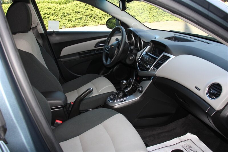 Used 2012 Chevrolet Cruze LS w/ Connectivity Package FWD image 14