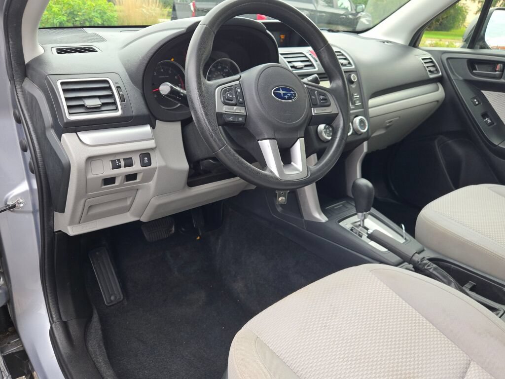 Used 2017 Subaru Forester 2.5i w/ Alloy Wheel Package AWD/4WD image 23