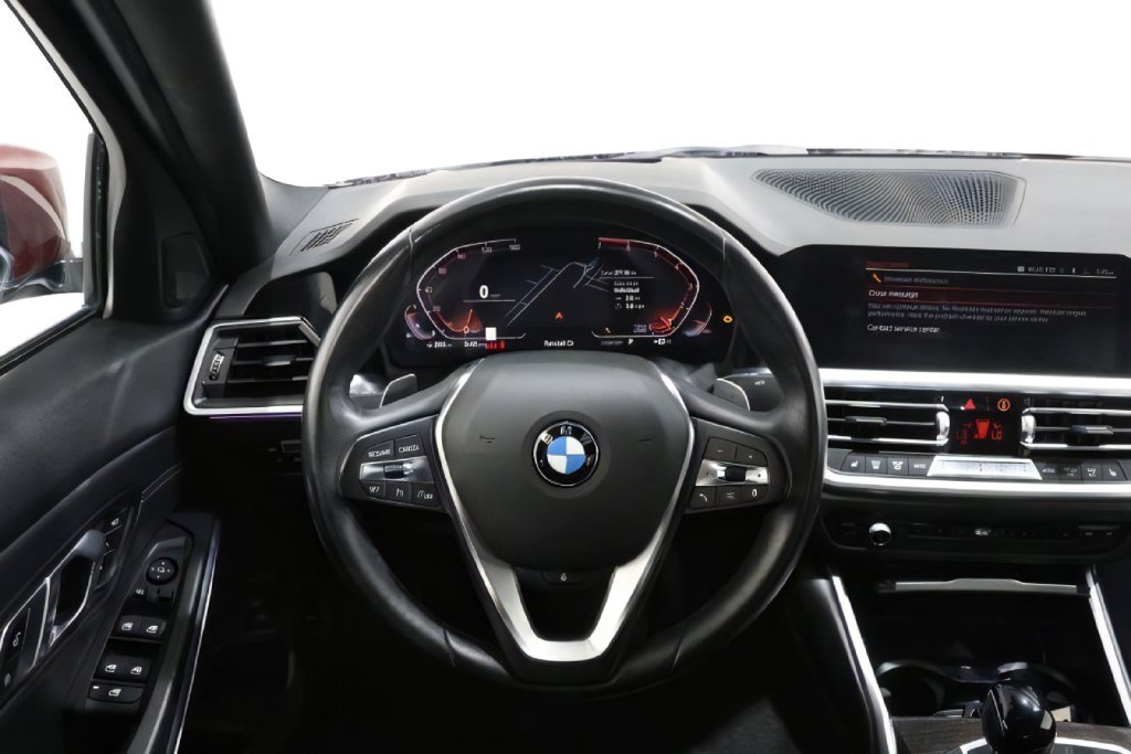 Used 2022 BMW 330i xDrive Sedan w/ Premium Package AWD/4WD image 13