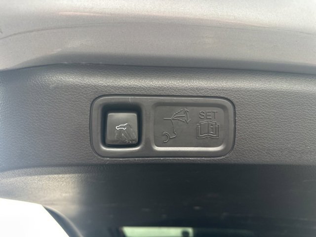 Used 2024 Ford Expedition Max Limited image 18