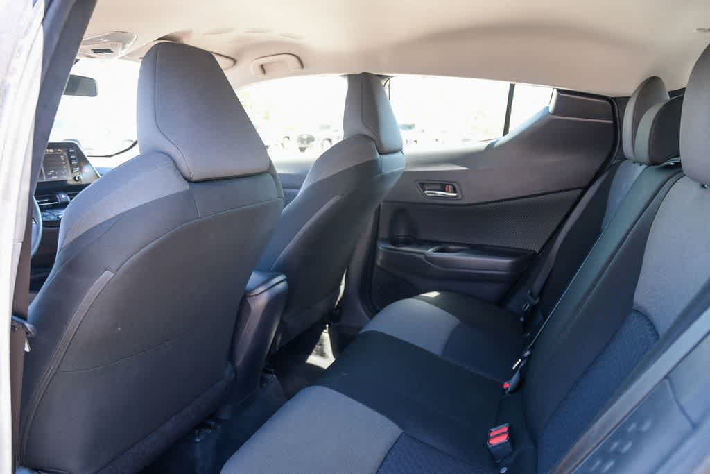 Used 2021 Toyota C-HR LE FWD image 18