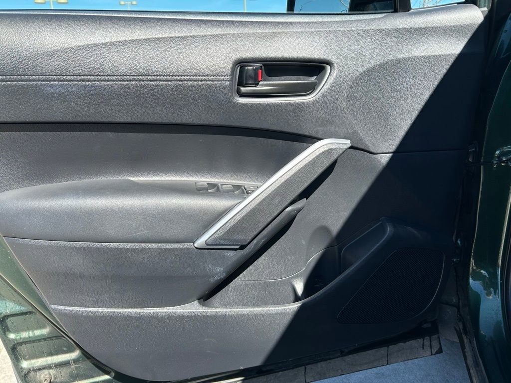 Used 2024 Toyota Corolla Cross LE image 12