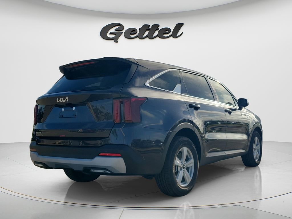 New 2026 Kia Sorento LX FWD image 9