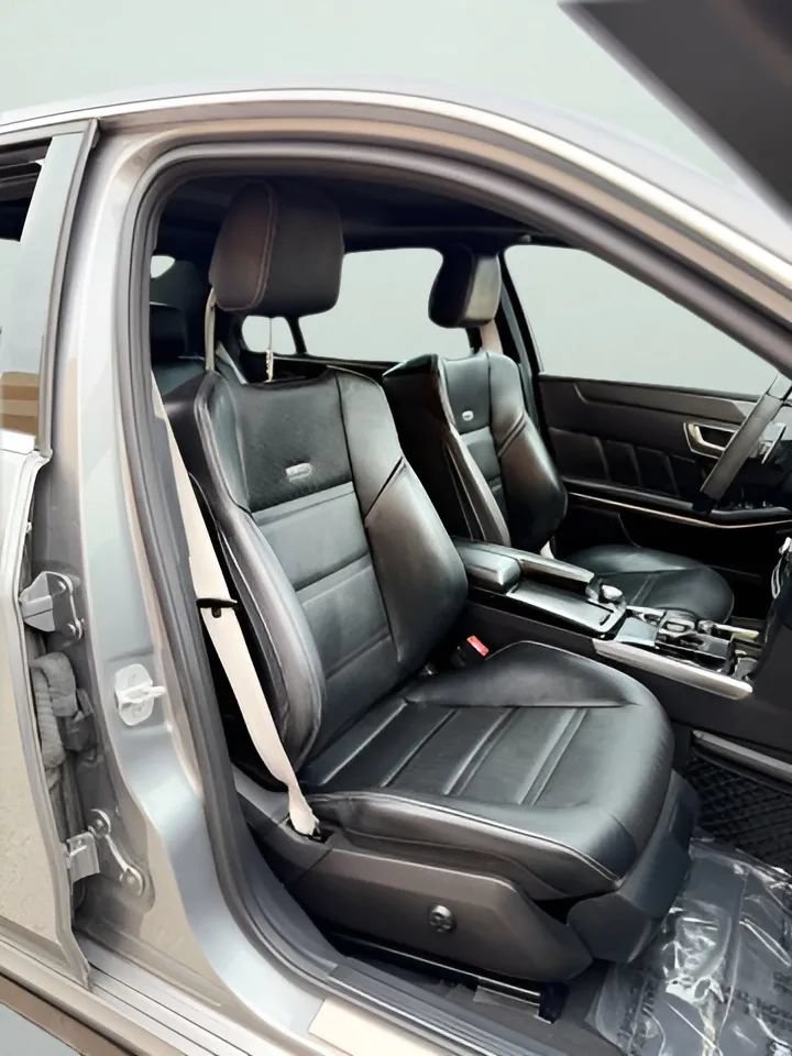 Used 2014 Mercedes-Benz E 63 AMG S-Model image 26