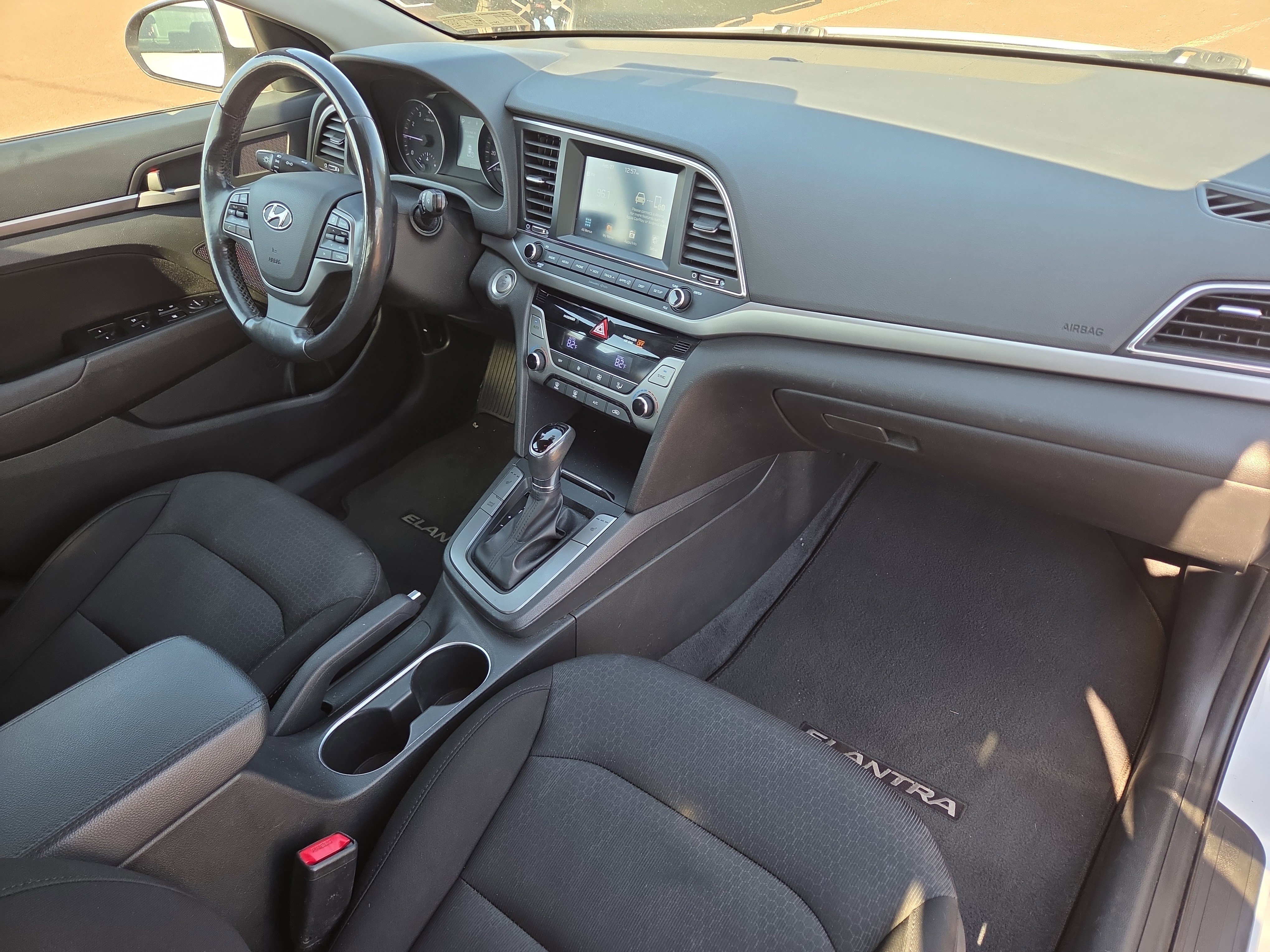 Used 2017 Hyundai Elantra Value Edition w/ Cargo Package image 18