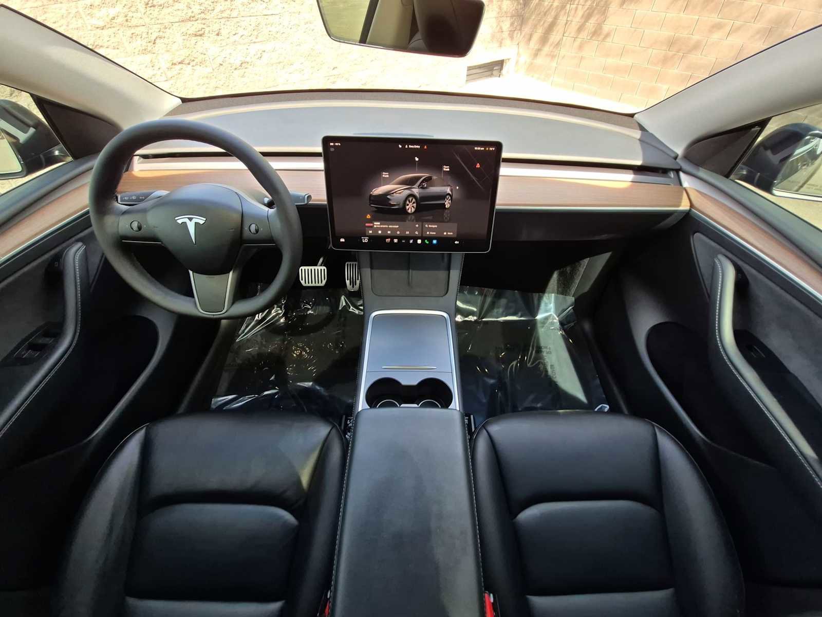 Used 2024 Tesla Model Y Long Range AWD/4WD image 14