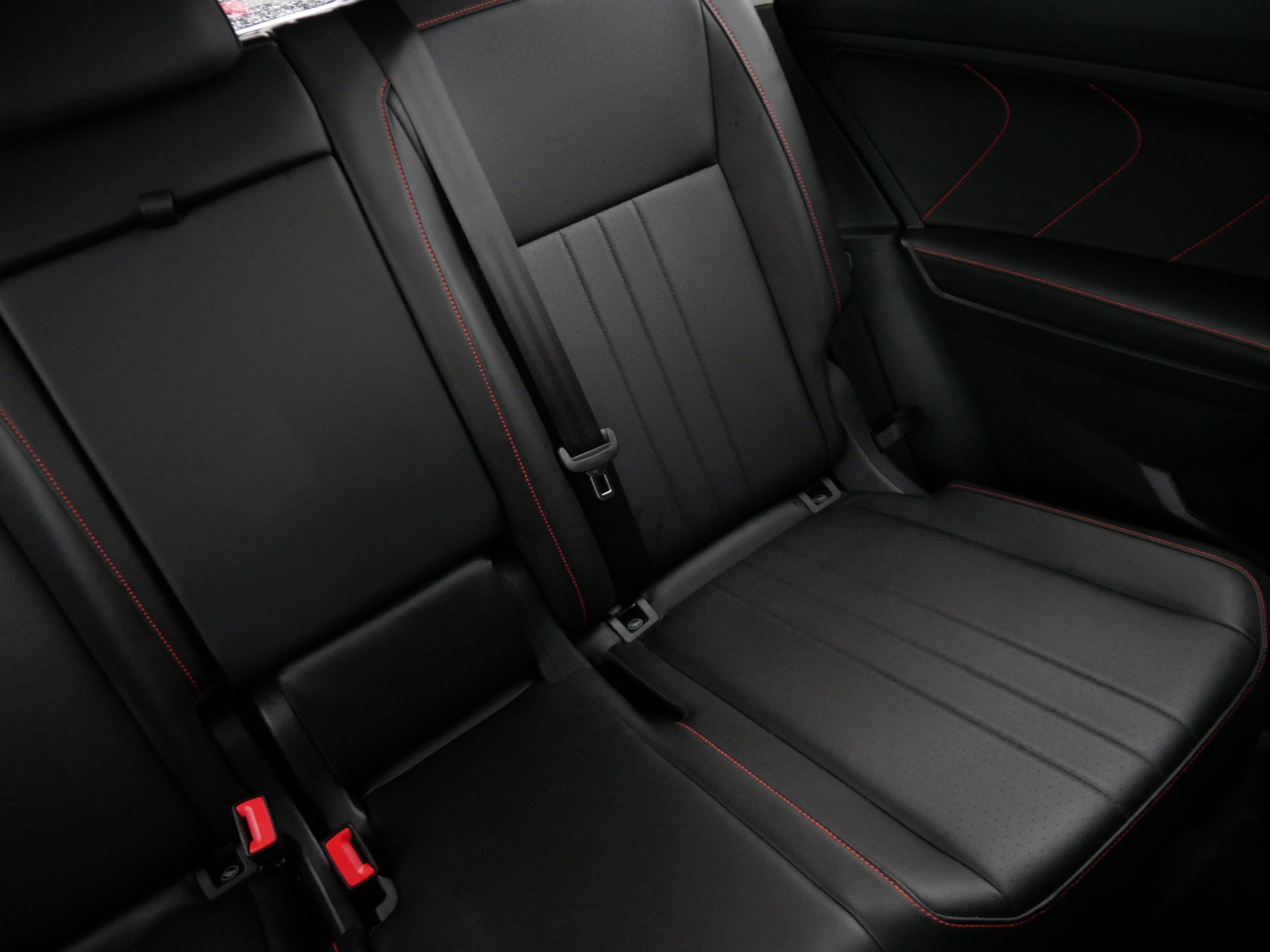 Certified 2024 Volkswagen Tiguan Wolfsburg Edition AWD/4WD image 14