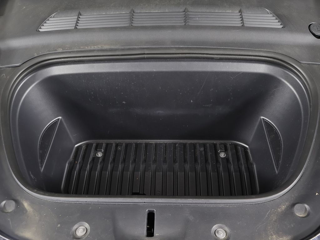 Used 2024 Tesla Model Y Performance AWD/4WD image 21